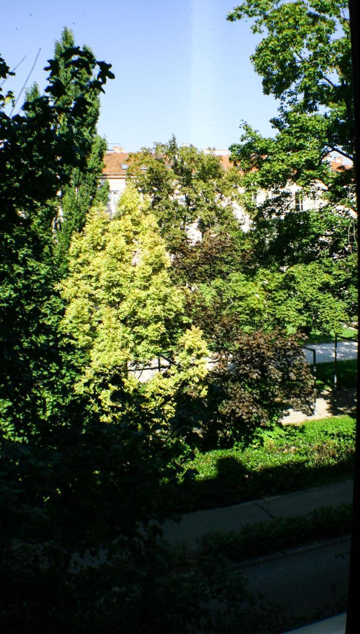 Deak Apartman Sopron Zewnętrze zdjęcie