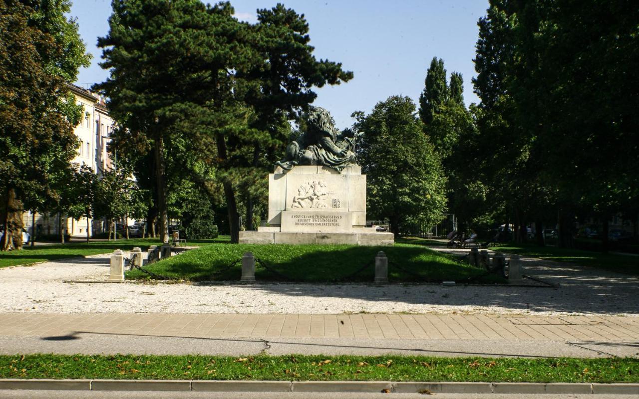 Deak Apartman Sopron Zewnętrze zdjęcie